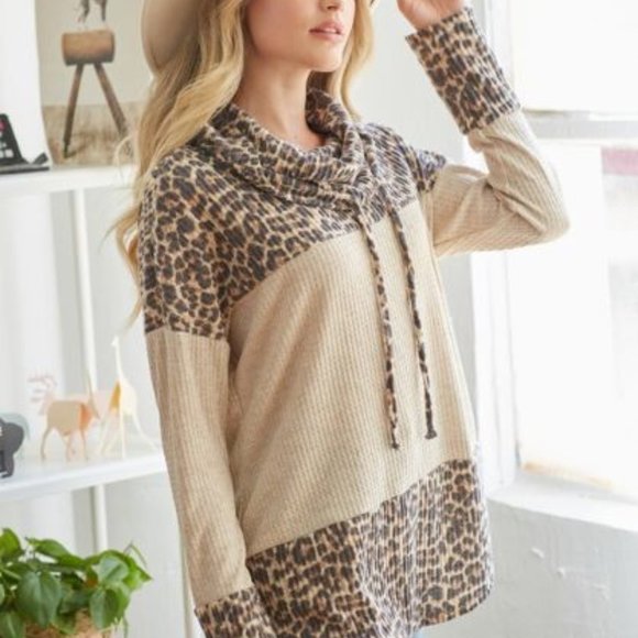 *ONLY 1 LEFT*   Cowl Neck Waffle Shirt Animal Print Colorblock - Picture 7 of 7